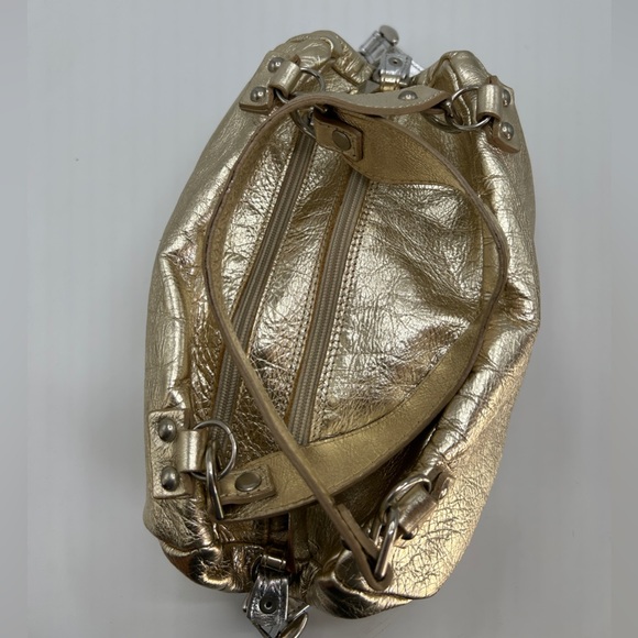 LAURA DI MAGGIO Italy GIANNI NOTARO Designer Metallic Gold Leather Satchel| - Picture 7 of 14